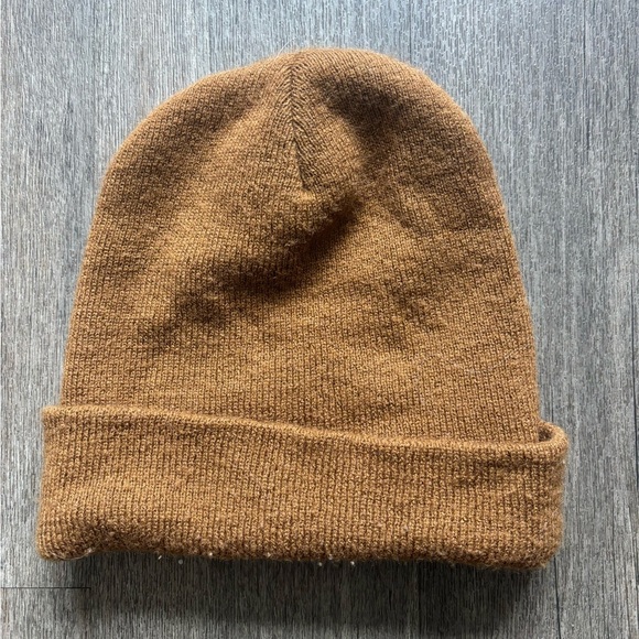 Carhartt Classic Tan Beanie - Picture 2 of 2